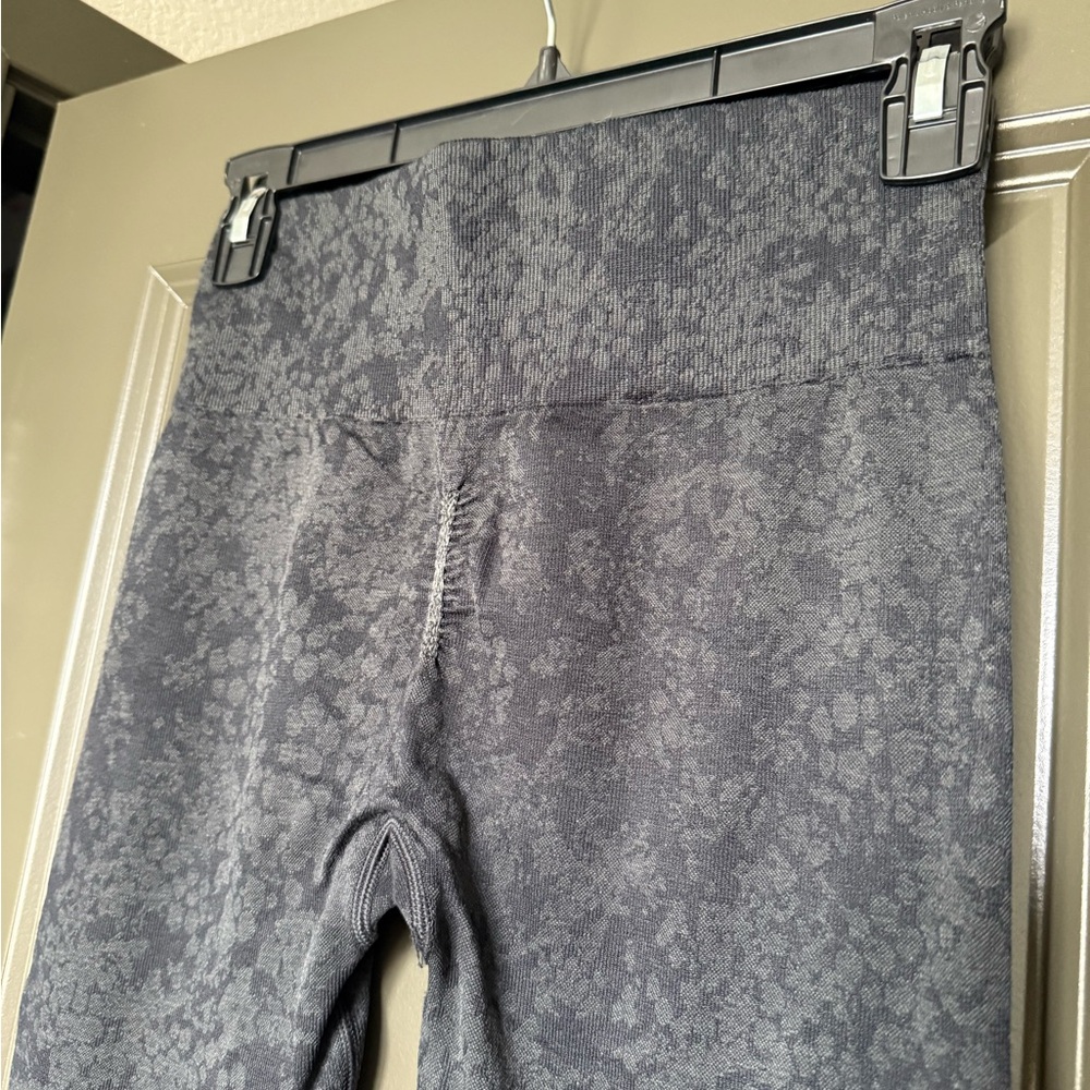 Adapt Seamless Leggings - Picture 4 of 5